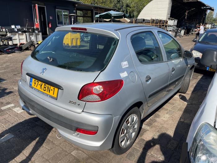 Peugeot 206+ 1.1 XR,XS Sloopvoertuig (2009, Grijs)