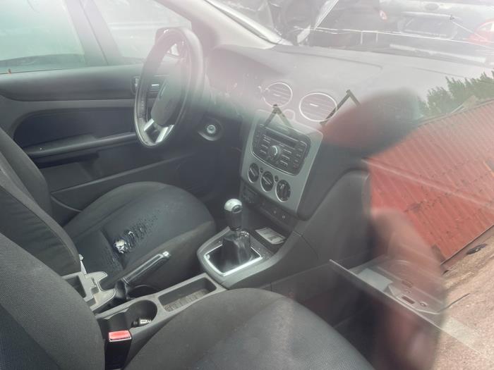 Ford Focus 2 Wagon 1.8 TDCi 16V Sloopvoertuig (2007, Oranje)