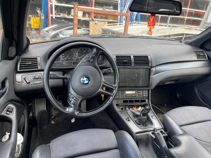 BMW 3 serie 316i 16V Sloopvoertuig (2004, Donker, Blauw)