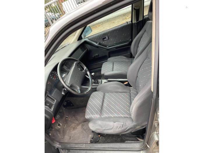 Audi 80 1.8 i Sloopvoertuig (1991, Grijs)