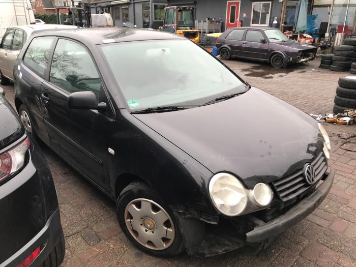 Volkswagen Polo IV 1.2 Sloopvoertuig (2003, Zwart)