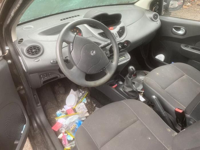 Renault Twingo II 1.2 16V Sloopvoertuig (2010)