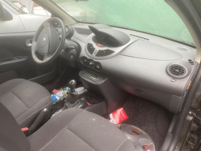 Renault Twingo II 1.2 16V Sloopvoertuig (2010)