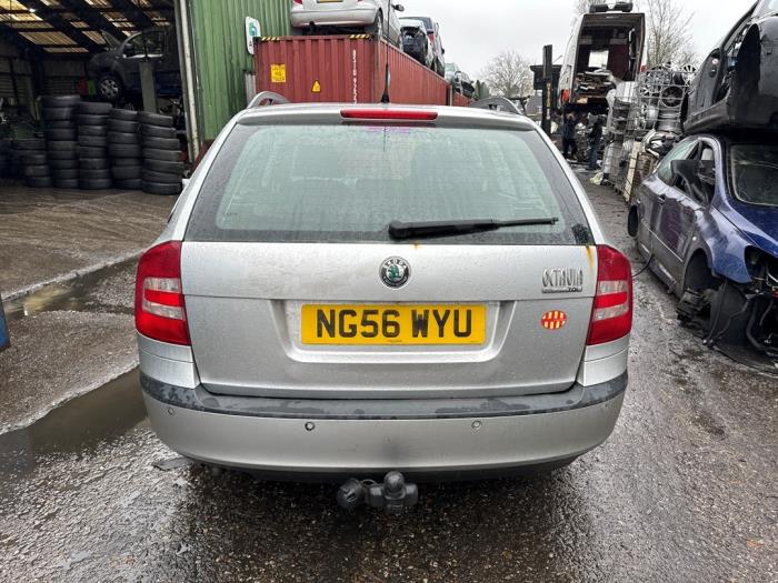 Skoda Octavia Combi 1.9 TDI Sloopvoertuig (2006, Grijs)