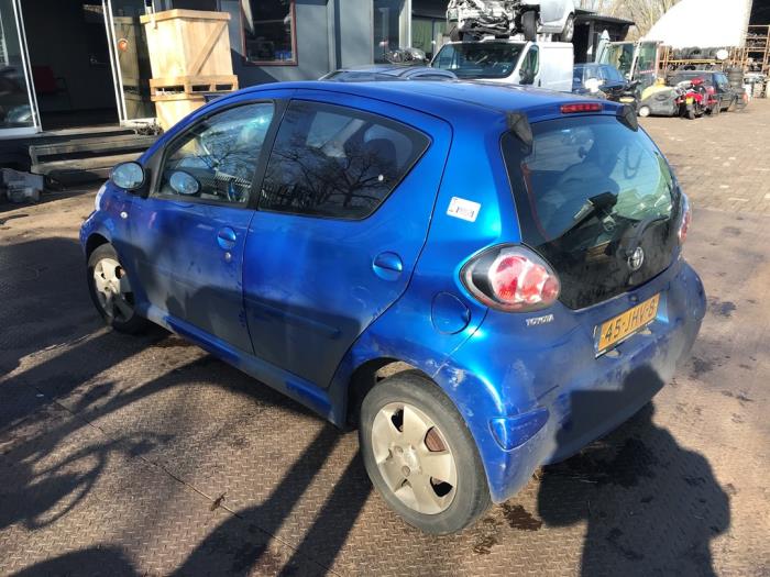 Toyota Aygo 1.0 12V VVT-i Sloopvoertuig (2009, Blauw)