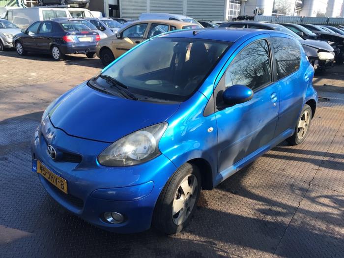 Toyota Aygo 1.0 12V VVT-i Sloopvoertuig (2009, Blauw)