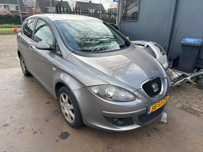Seat Toledo 1.6 Sloopvoertuig (2005, Grijs)