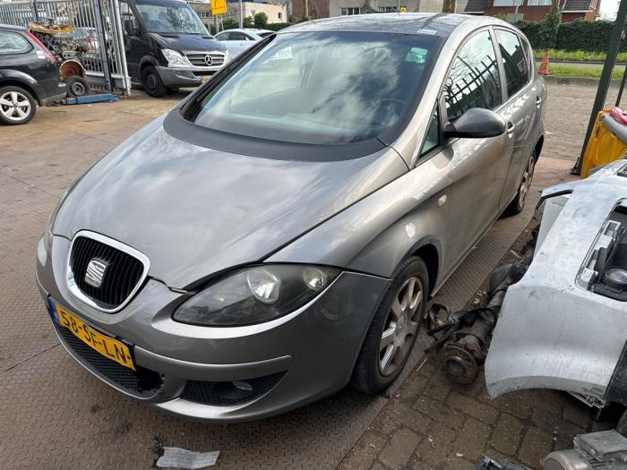 Seat Toledo 1.6 Sloopvoertuig (2005, Grijs)