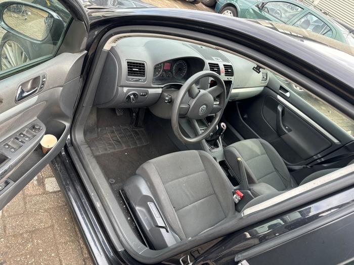 Volkswagen Golf V 1.6 FSI 16V Sloopvoertuig (2005, Zwart)