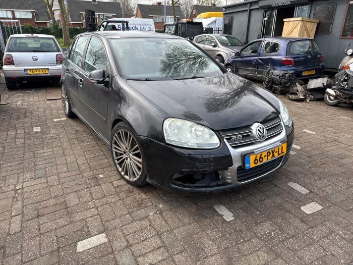 Volkswagen Golf V 1.6 FSI 16V Sloopvoertuig (2005, Zwart)