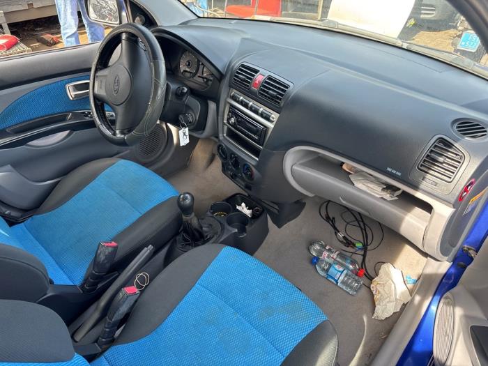 Kia Picanto 1.1 12V Sloopvoertuig (2004, Blauw)