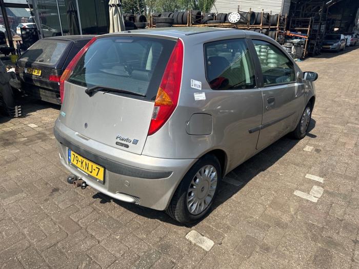 Fiat Punto II 1.2 60 S Sloopvoertuig (2002, Grijs)