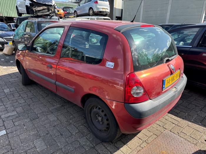 Renault Clio II 1.2 16V Sloopvoertuig (2004, Rood)