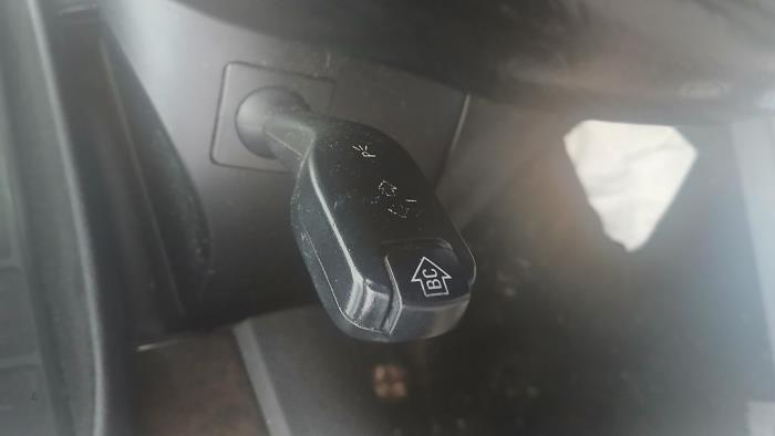 BMW 3 serie 320i 24V Sloopvoertuig (2000, Grijs)