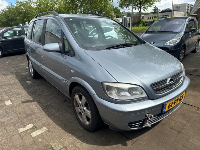 Opel Zafira 1.6 16V Sloopvoertuig (2004, Grijs)