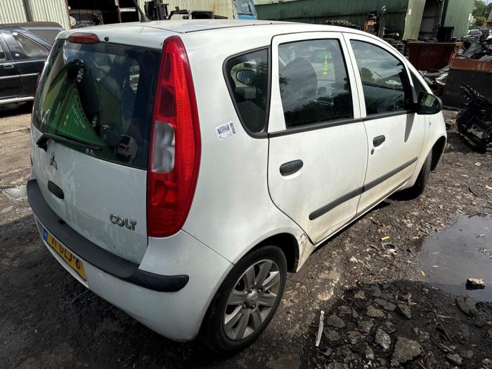 Mitsubishi Colt 1.1 12V Sloopvoertuig (2008, Wit)