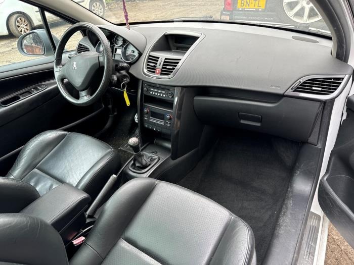 Peugeot 207/207+ 1.6 16V GT THP Sloopvoertuig (2008, Wit)