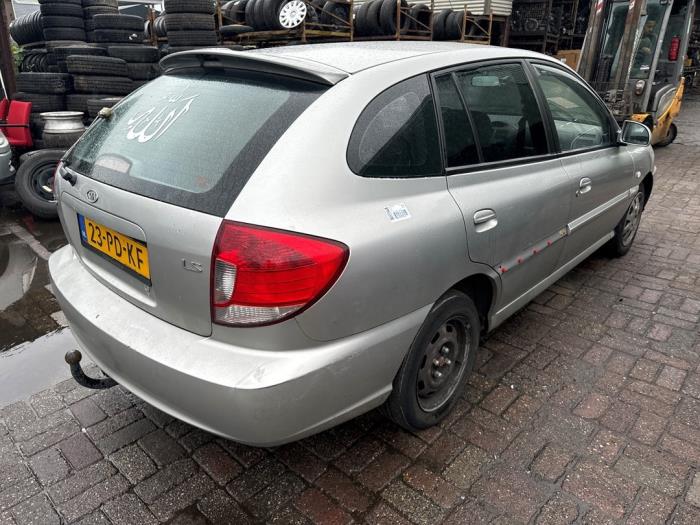 Kia Rio 1.5 16V Sloopvoertuig (2004, Grijs)