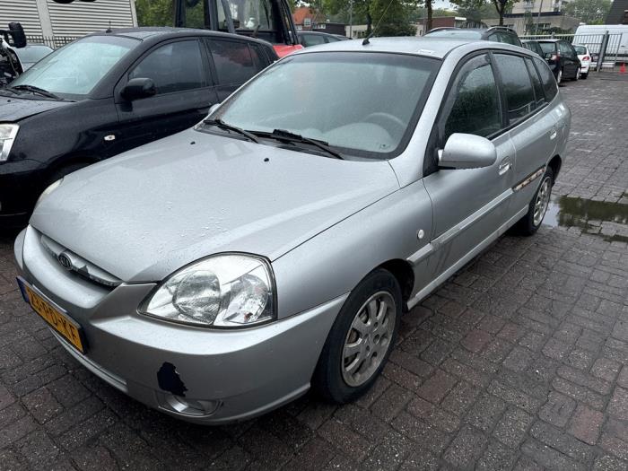 Kia Rio 1.5 16V Sloopvoertuig (2004, Grijs)