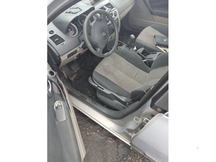 Renault Megane II 1.4 16V 82 Sloopvoertuig (2004, Beige)