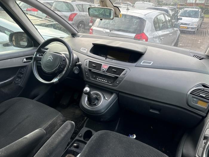 Citroen C4 Picasso 1.6 HDiF 16V 110 Sloopvoertuig (2009, Bruin)