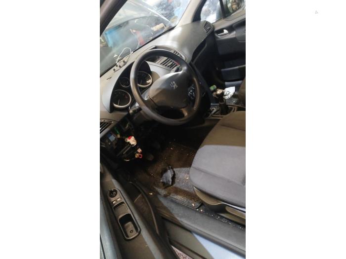 Peugeot 207/207+ 1.4 Sloopvoertuig (2007, Grijs)