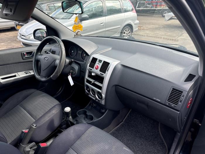 Hyundai Getz 1.4i 16V Sloopvoertuig (2008, Zwart)