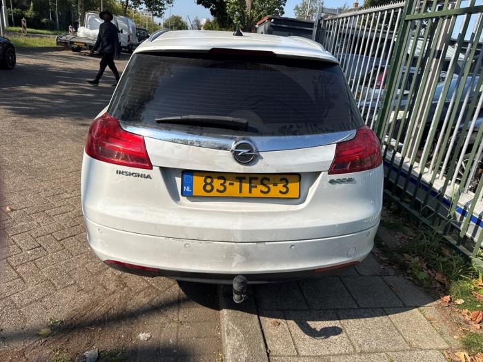 Opel Insignia Sports Tourer 1.4 Turbo 16V Ecotec Sloopvoertuig (2012, Wit)
