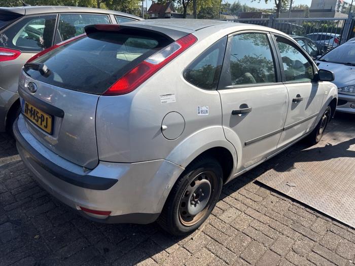 Ford Focus 2 1.6 TDCi 16V 90 Sloopvoertuig (2005, Grijs)