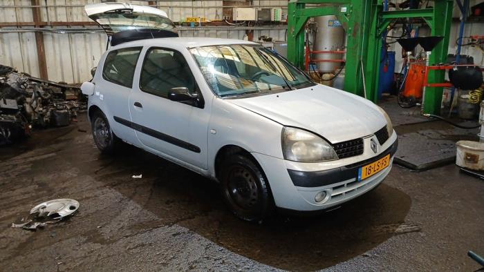 Renault Clio II 1.2 16V Sloopvoertuig (2003, Grijs)