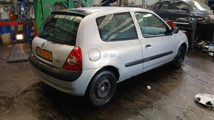Renault Clio II 1.2 16V Sloopvoertuig (2003, Grijs)