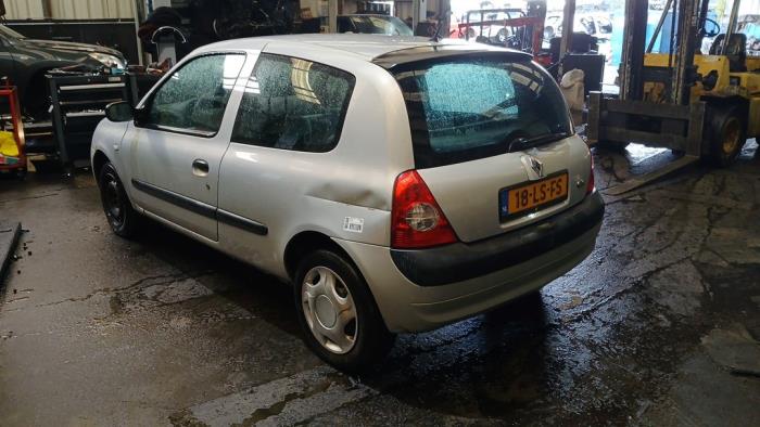 Renault Clio II 1.2 16V Sloopvoertuig (2003, Grijs)
