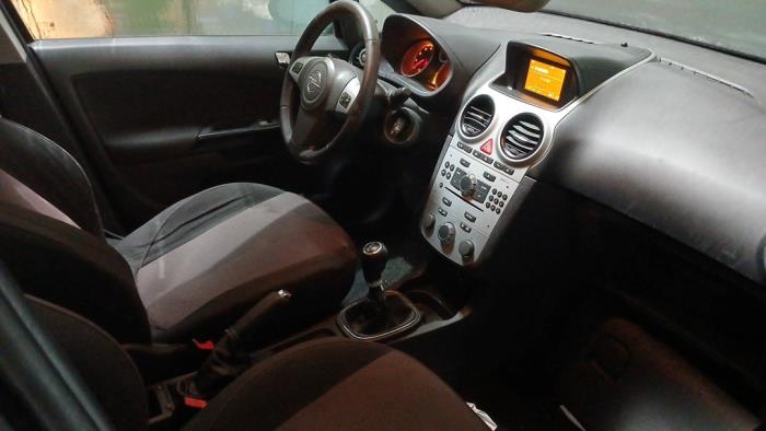 Opel Corsa D 1.4 16V Twinport Sloopvoertuig (2007, Zwart)