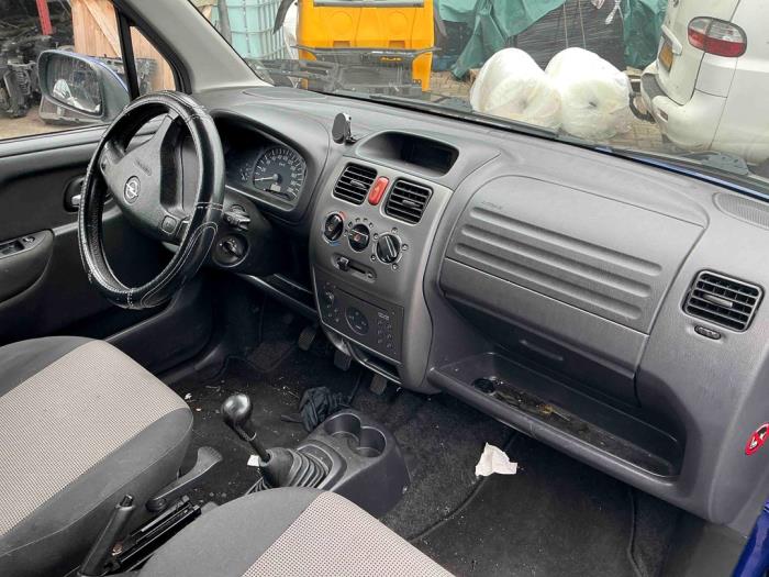 Opel Agila 1.2 16V Sloopvoertuig (2004, Blauw)