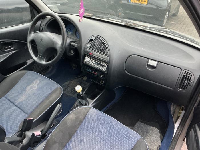 Citroen Saxo 1.1i X,SX Sloopvoertuig (2001, Grijs)