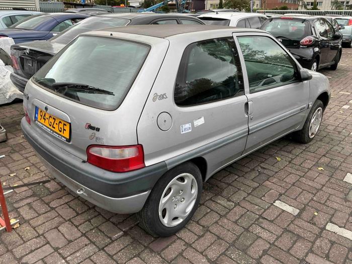 Citroen Saxo 1.1i X,SX Sloopvoertuig (2001, Grijs)