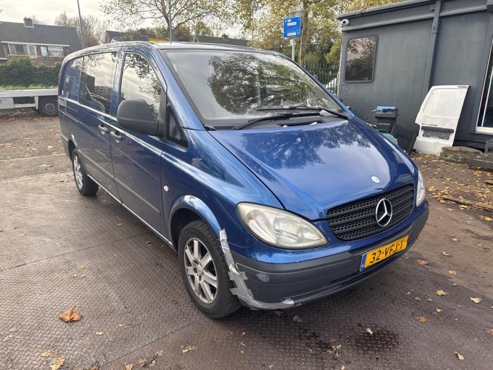 Mercedes Vito 2.2 111 CDI 16V Sloopvoertuig (2007, Graniet)