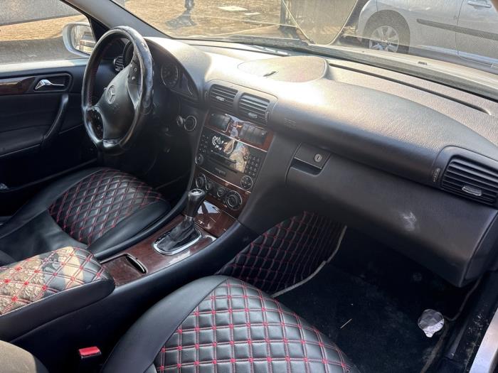 Mercedes C 1.8 C-180K 16V Sloopvoertuig (2005, Grijs)