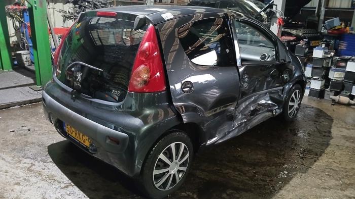 Peugeot 107 1.0 12V Sloopvoertuig (2011, Grijs)