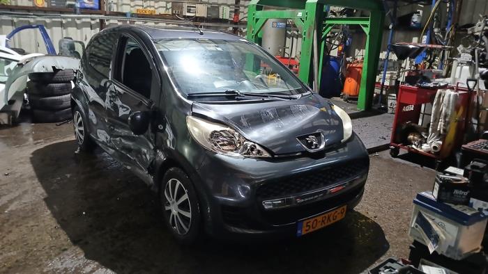 Peugeot 107 1.0 12V Sloopvoertuig (2011, Grijs)