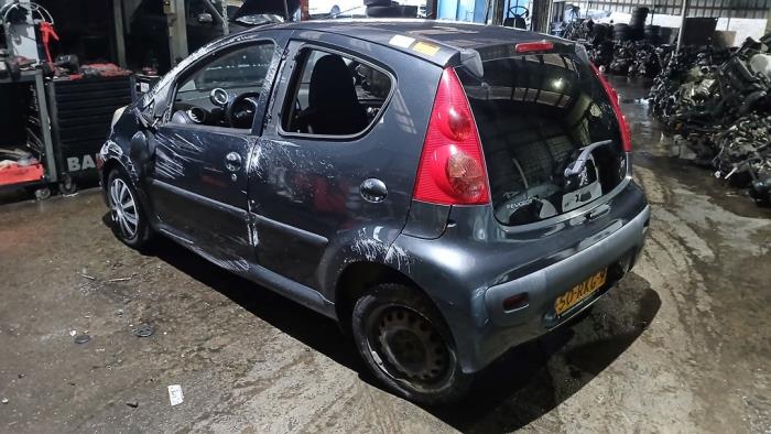 Peugeot 107 1.0 12V Sloopvoertuig (2011, Grijs)