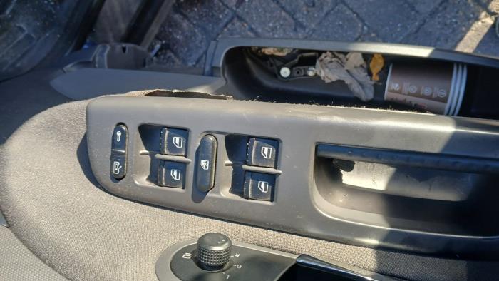 Seat Alhambra 2.0 Sloopvoertuig (2006, Blauw)