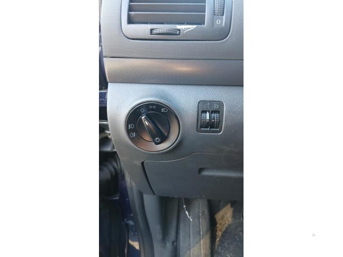 Seat Alhambra 2.0 Sloopvoertuig (2006, Blauw)