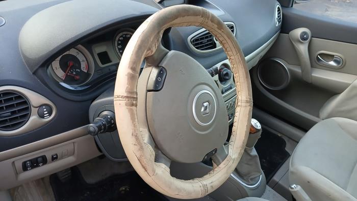 Renault Clio III 1.6 16V Sloopvoertuig (2007, Rood)