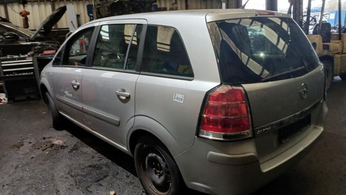 Opel Zafira 2.2 16V Direct Ecotec Sloopvoertuig (2005, Grijs)