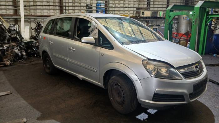 Opel Zafira 2.2 16V Direct Ecotec Sloopvoertuig (2005, Grijs)