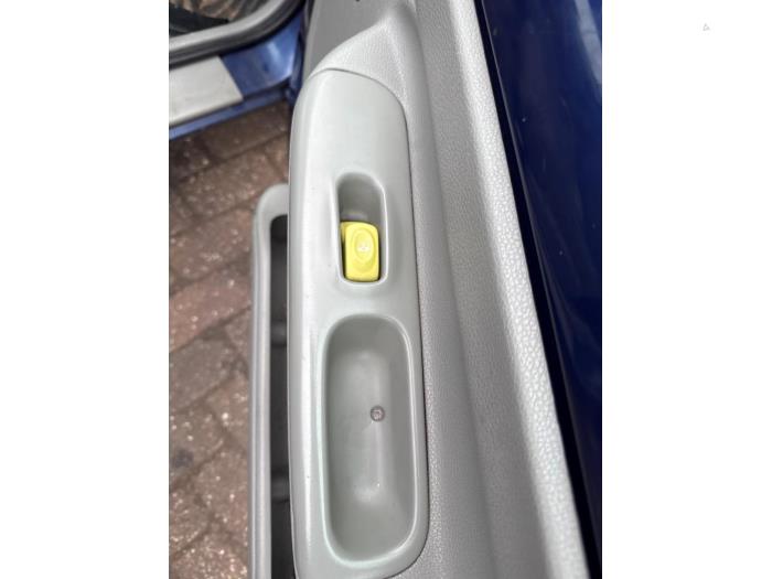 Renault Twingo 1.2 Sloopvoertuig (2000, Blauw)