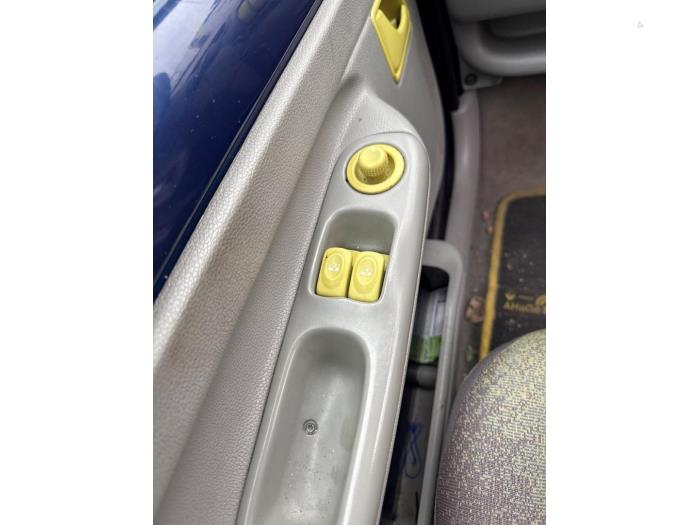 Renault Twingo 1.2 Sloopvoertuig (2000, Blauw)