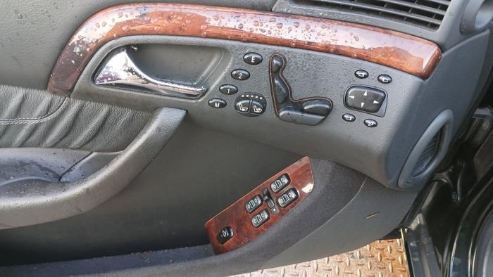 Mercedes S 4.0 S-400 CDI V8 32V Sloopvoertuig (2000, Zwart)