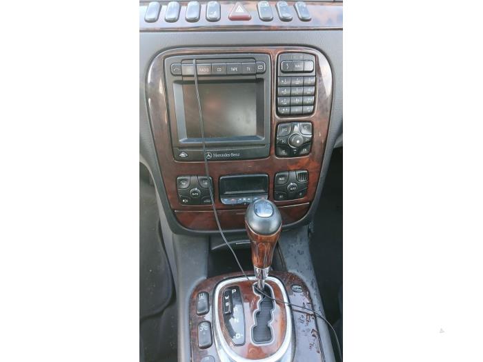 Mercedes S 4.0 S-400 CDI V8 32V Sloopvoertuig (2000, Zwart)